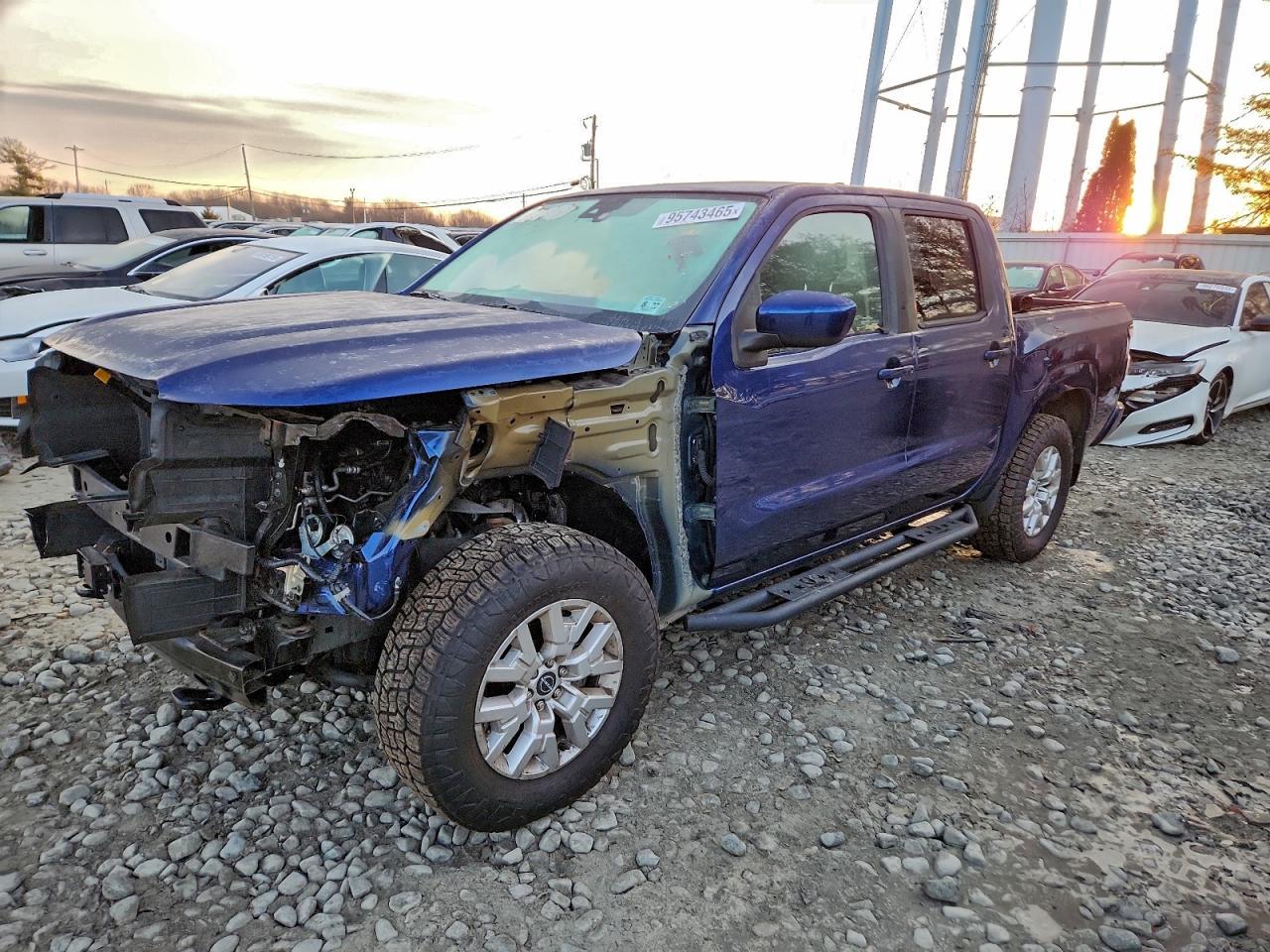 2022 NISSAN Frontier