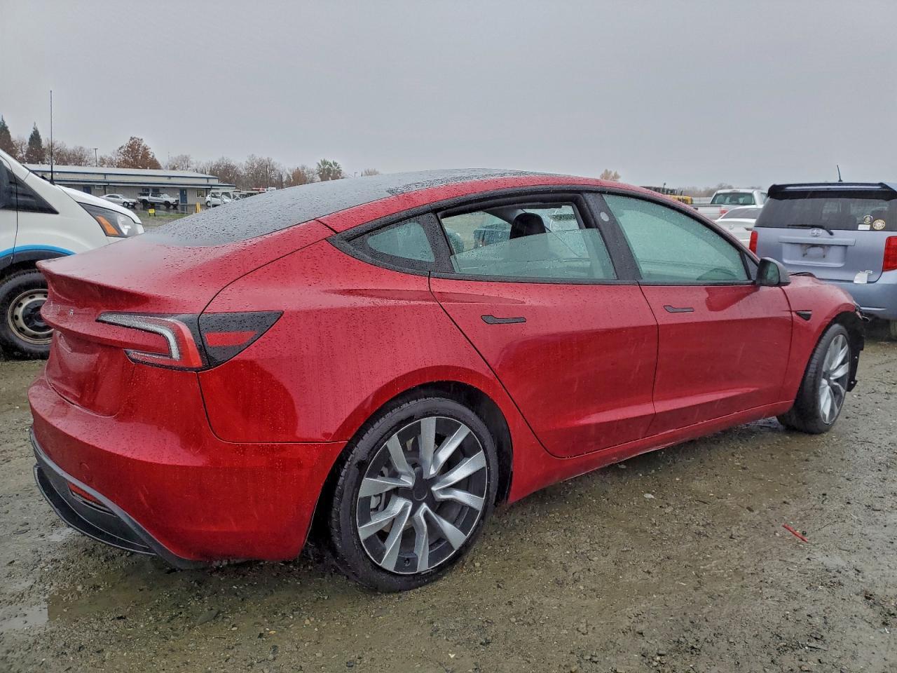 2024 TESLA MODEL 3