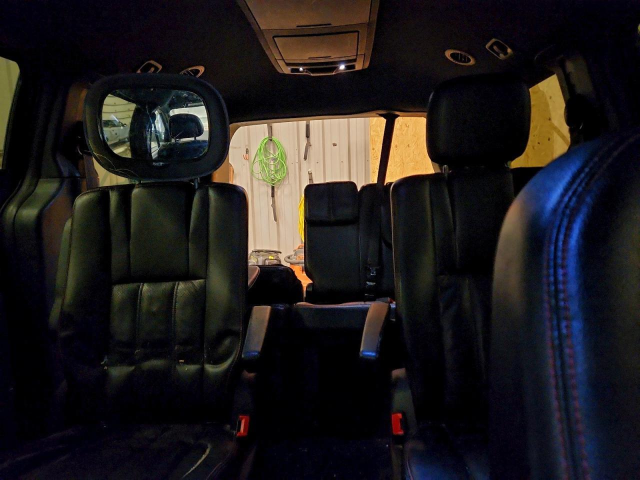 2011 DODGE GRAND CARAVAN