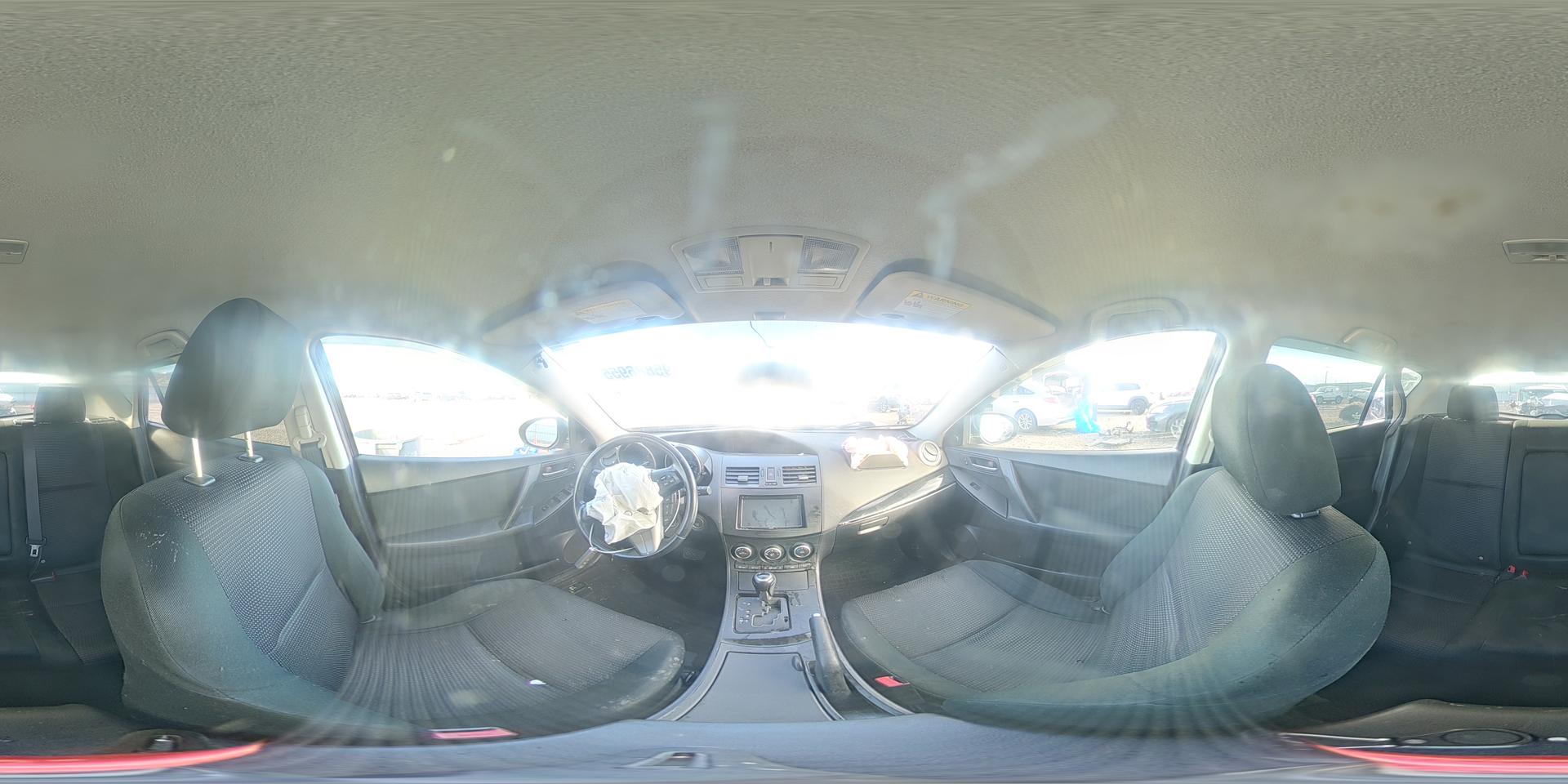 2013 MAZDA 3