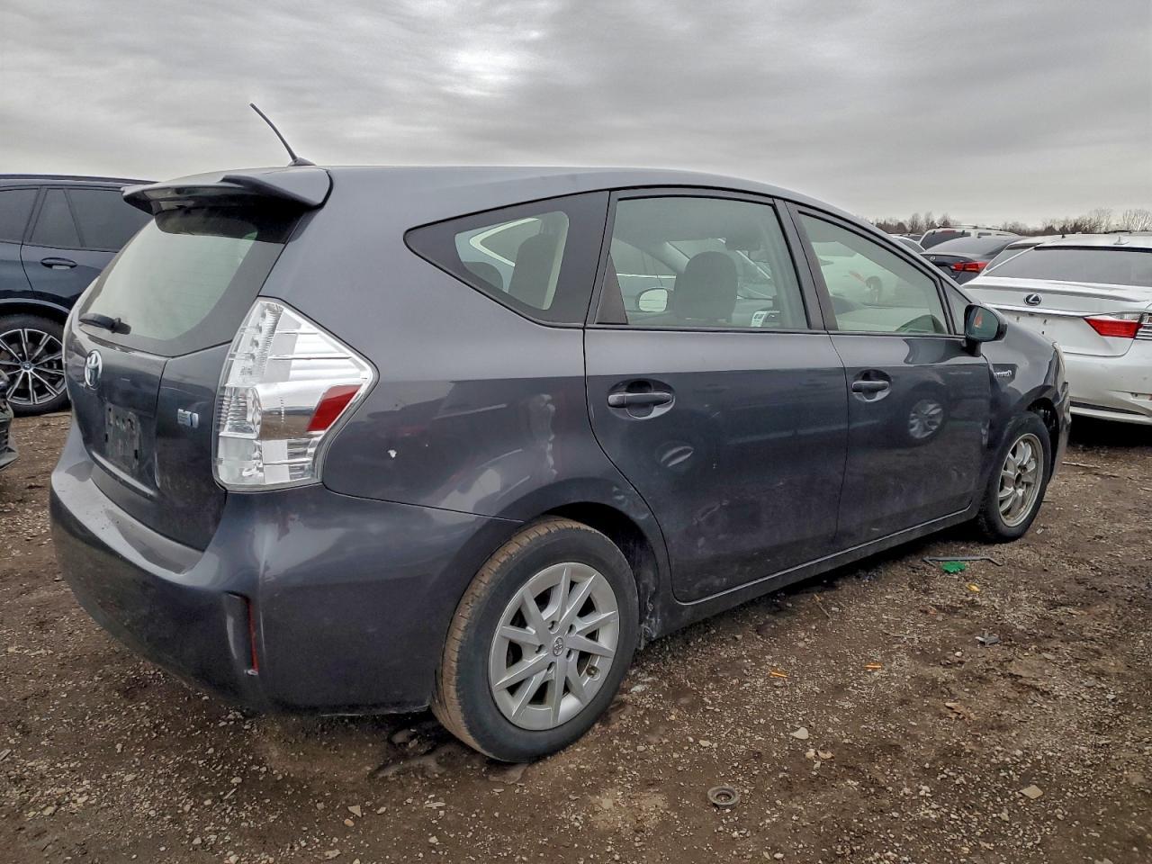 2012 TOYOTA PRIUS V