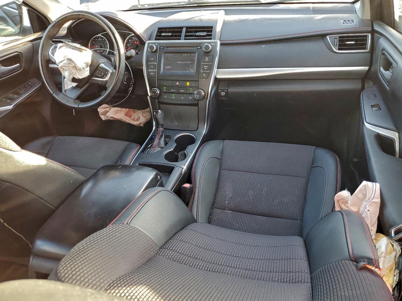2017 TOYOTA CAMRY