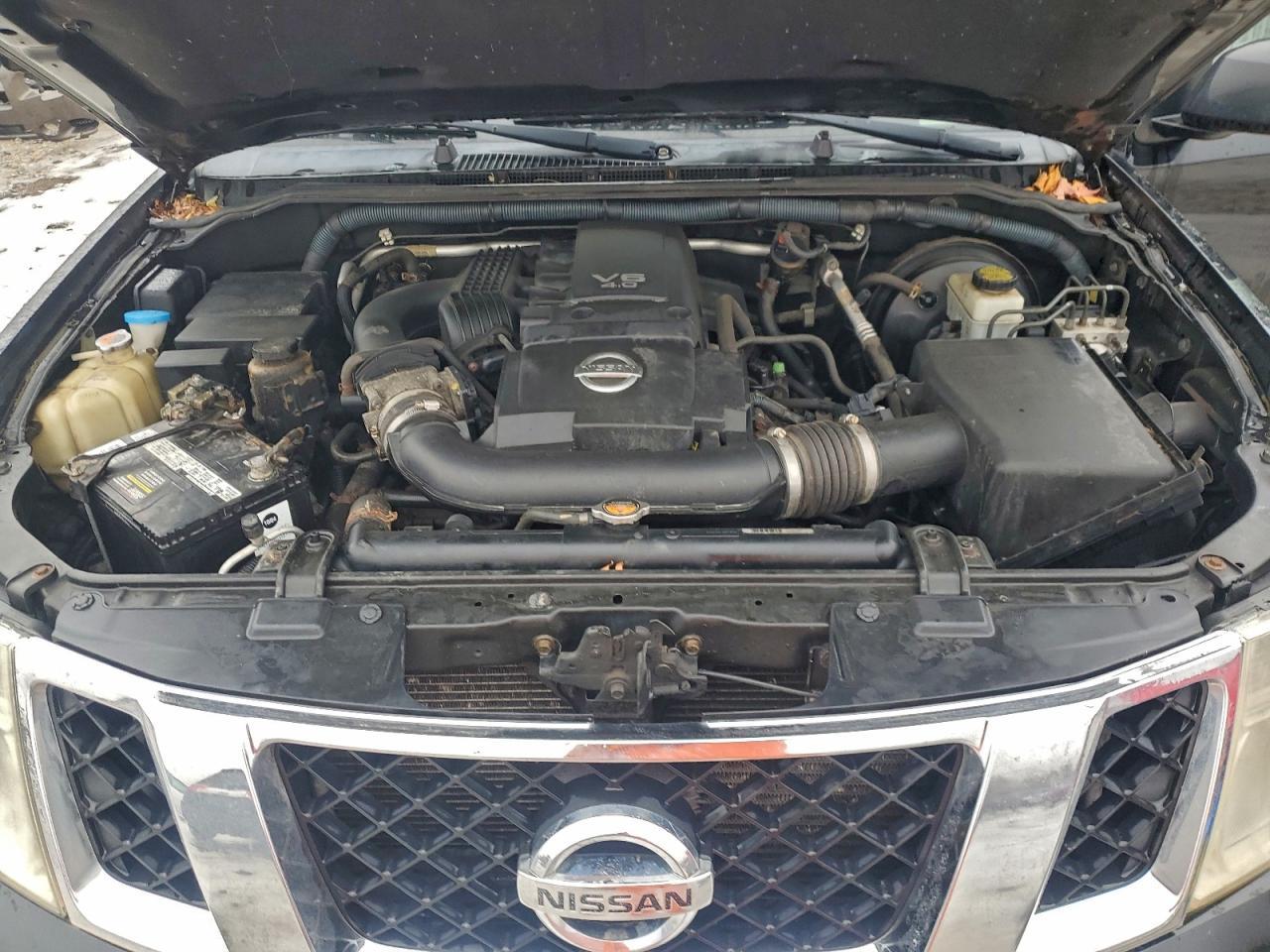2011 NISSAN PATHFINDER