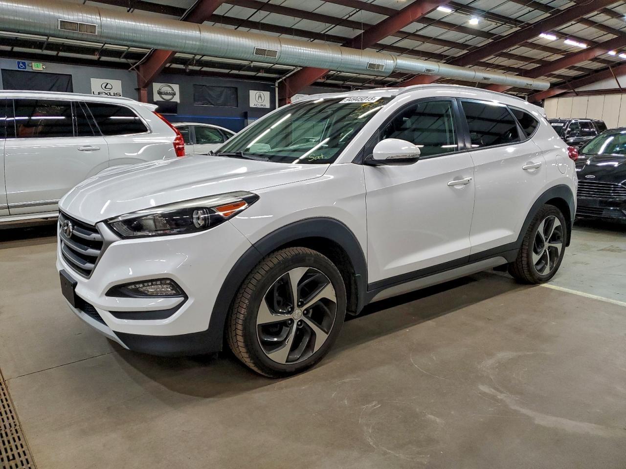 2017 HYUNDAI TUCSON