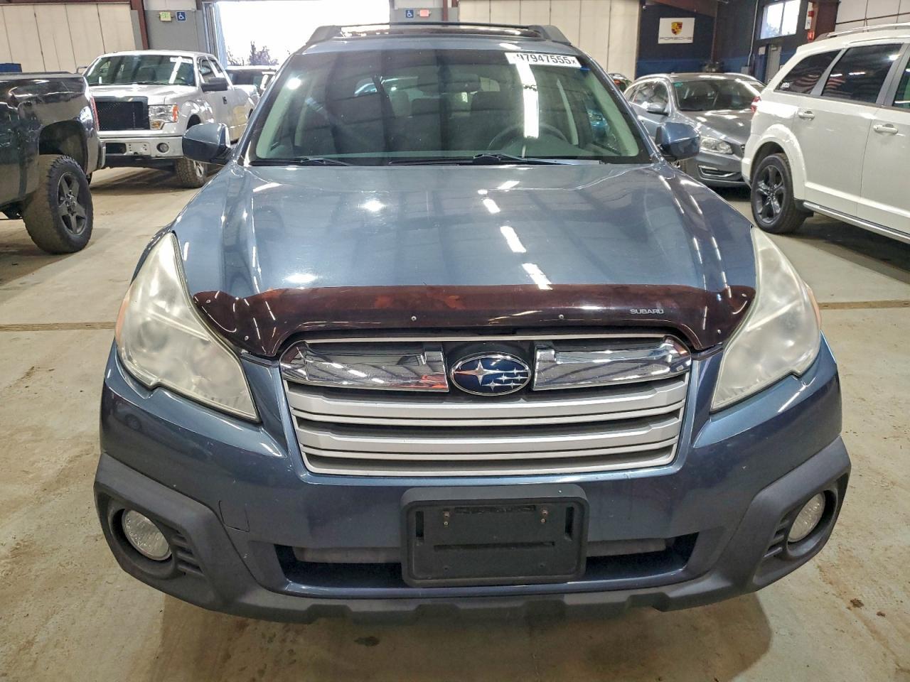 2013 SUBARU Outback