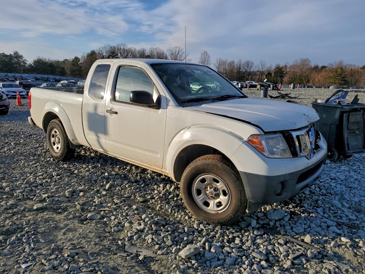 2017 NISSAN Frontier