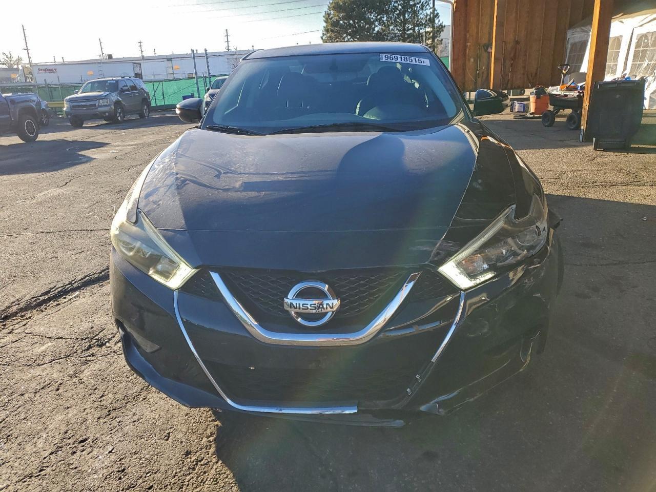 2018 NISSAN Maxima
