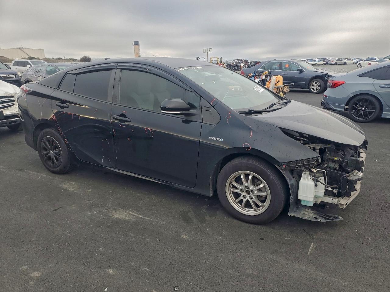 2016 TOYOTA PRIUS