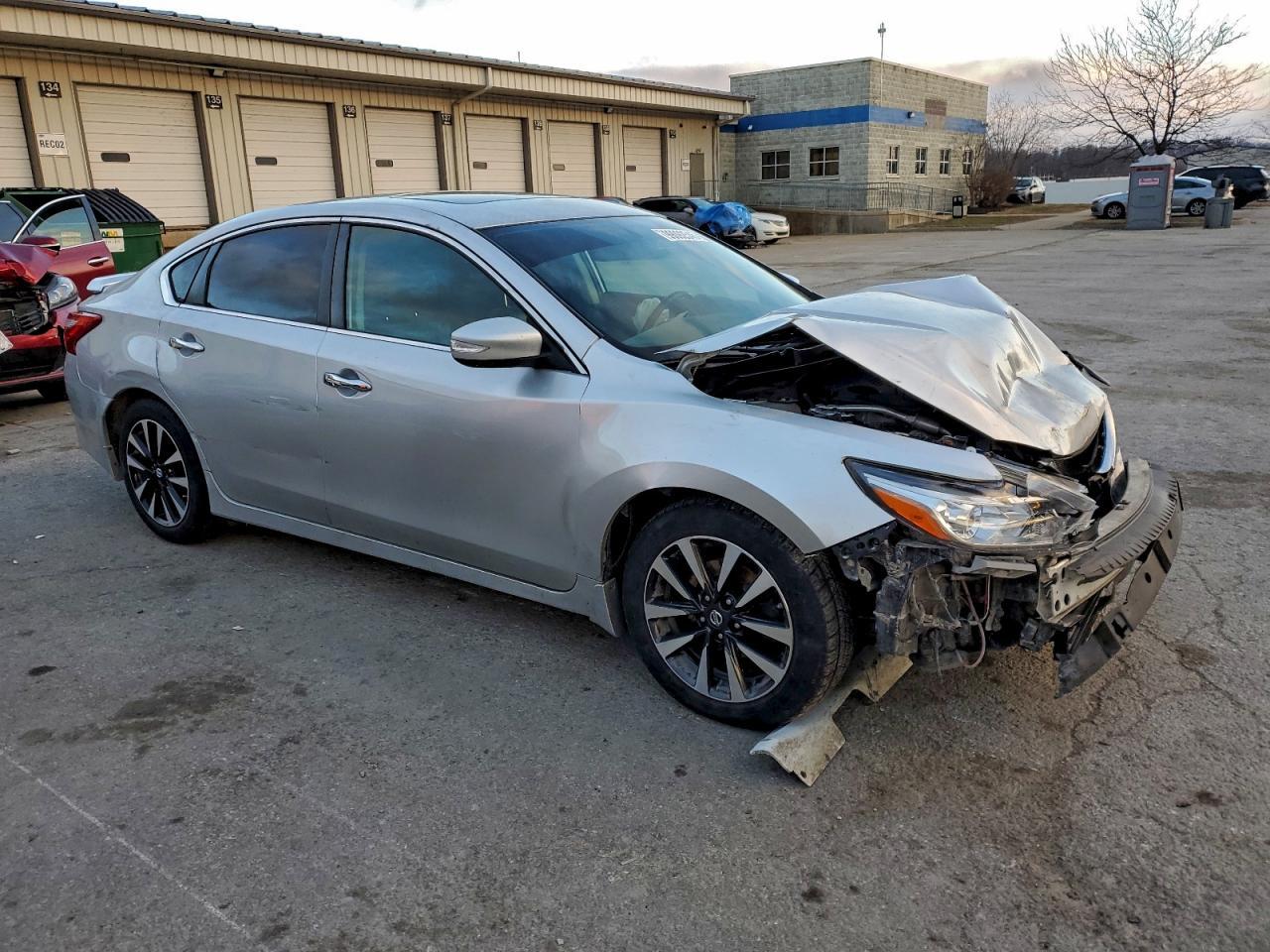 2016 NISSAN ALTIMA