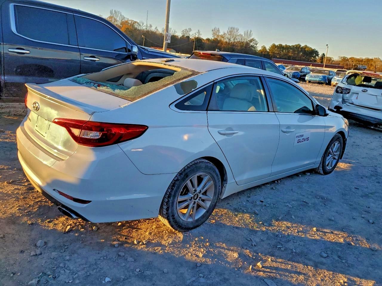 2016 HYUNDAI SONATA