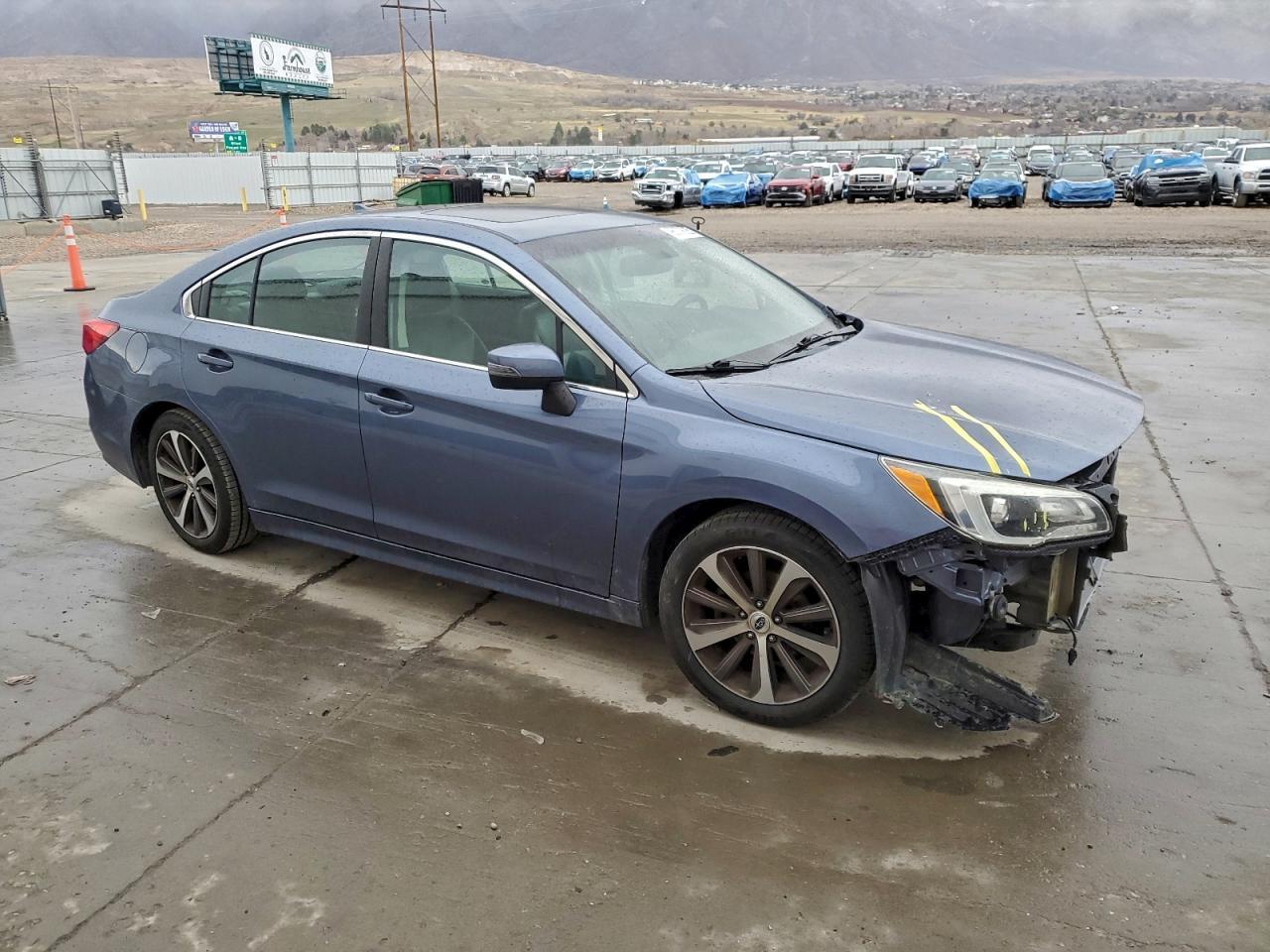 2016 SUBARU Legacy