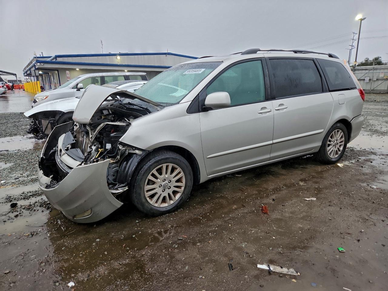 2007 TOYOTA SIENNA