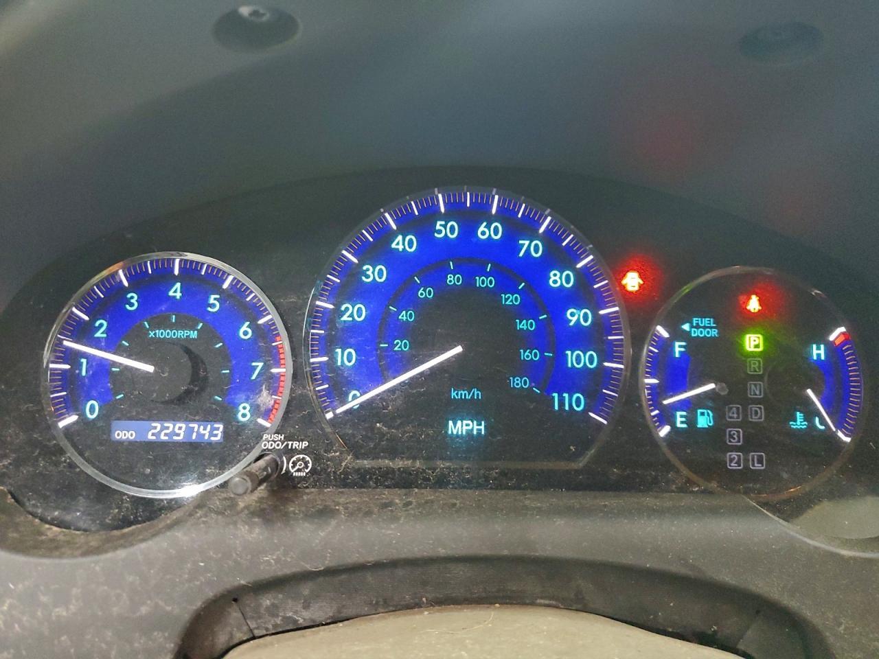 2010 TOYOTA SIENNA