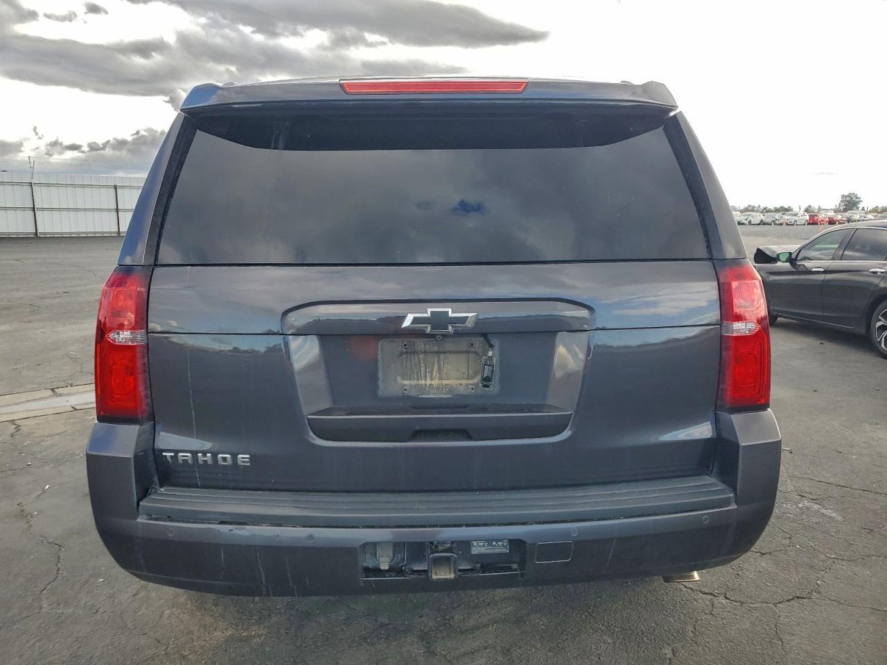 2016 CHEVROLET Tahoe