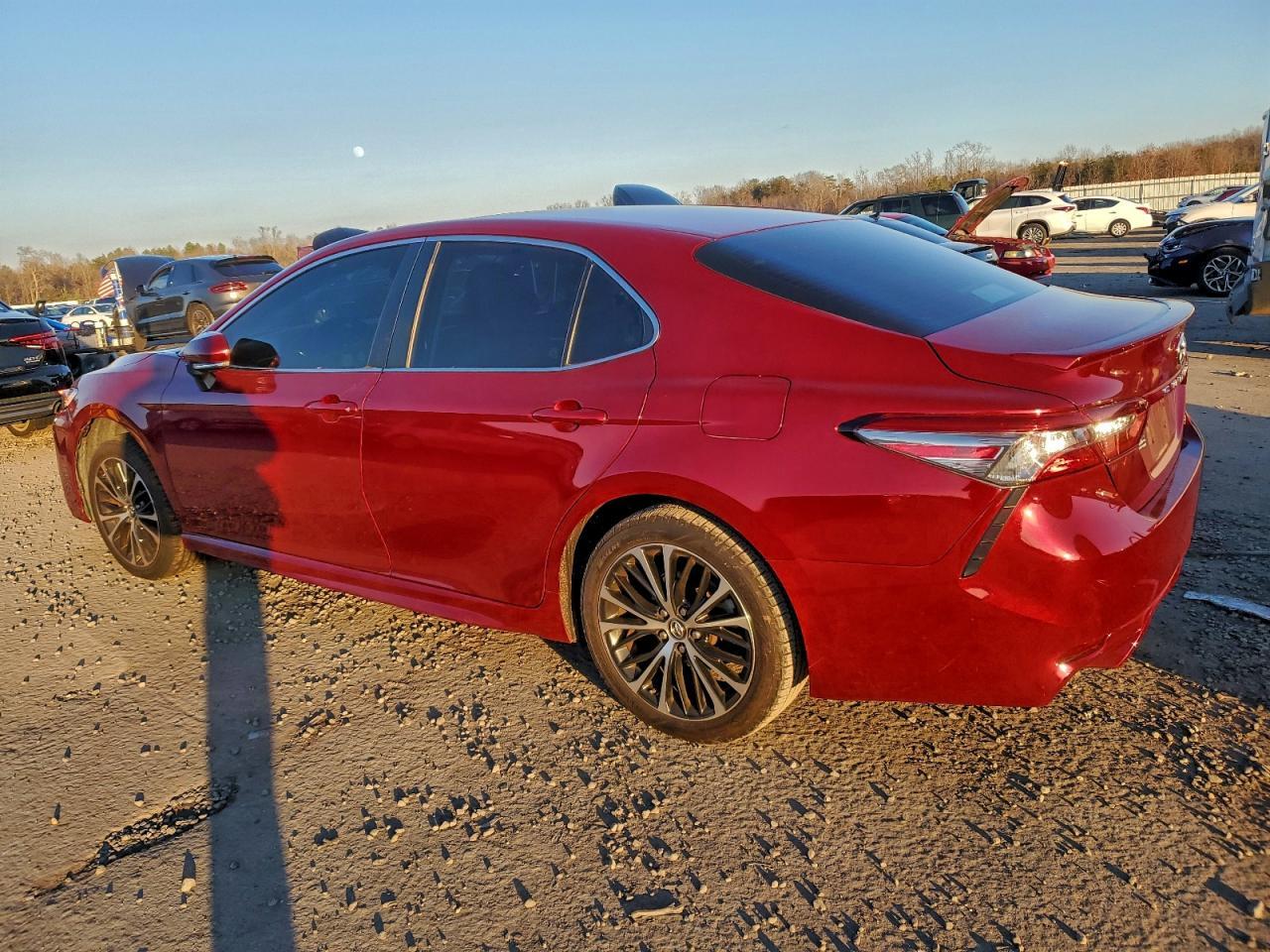 2018 TOYOTA CAMRY