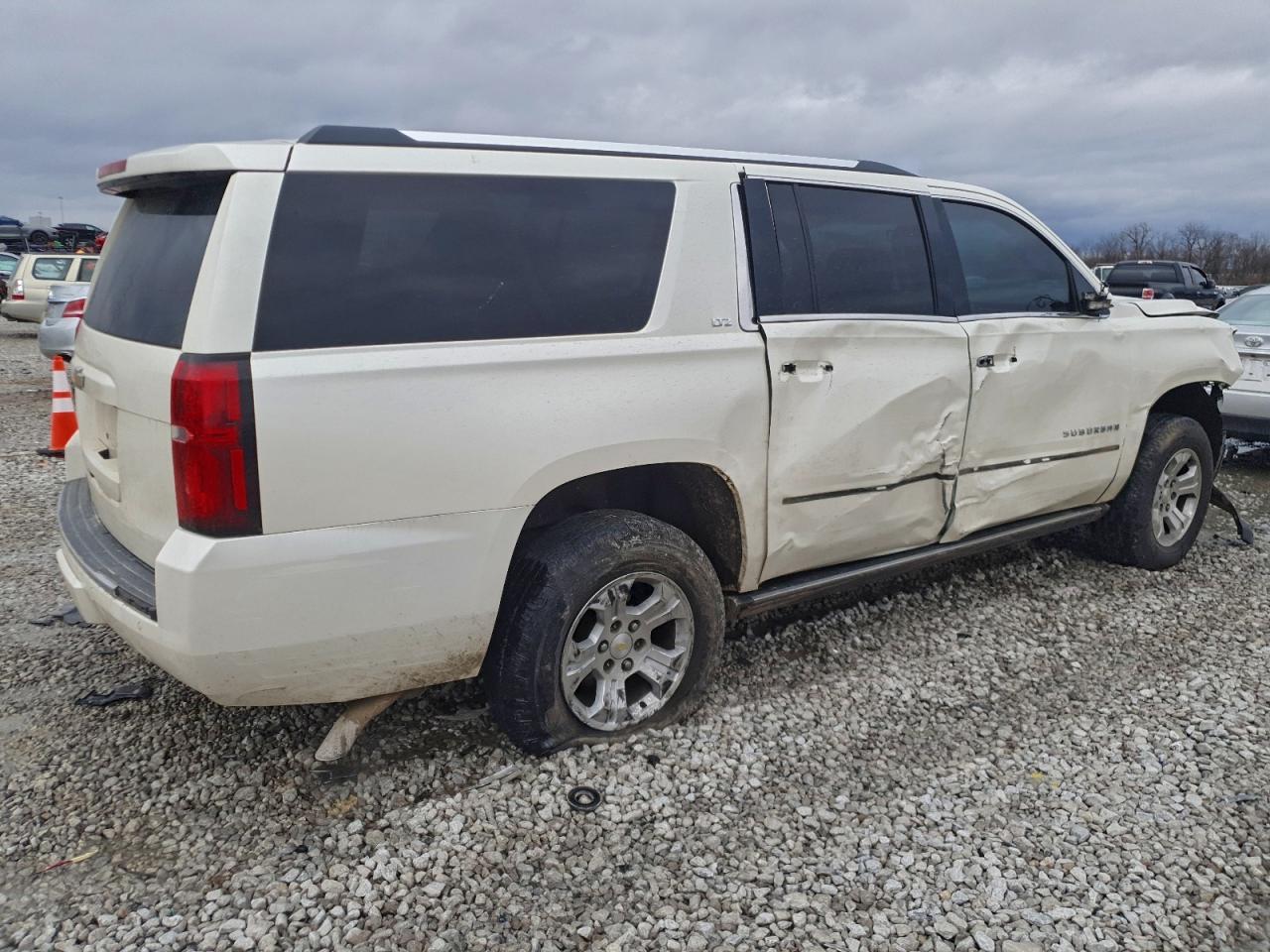 2015 CHEVROLET Suburban