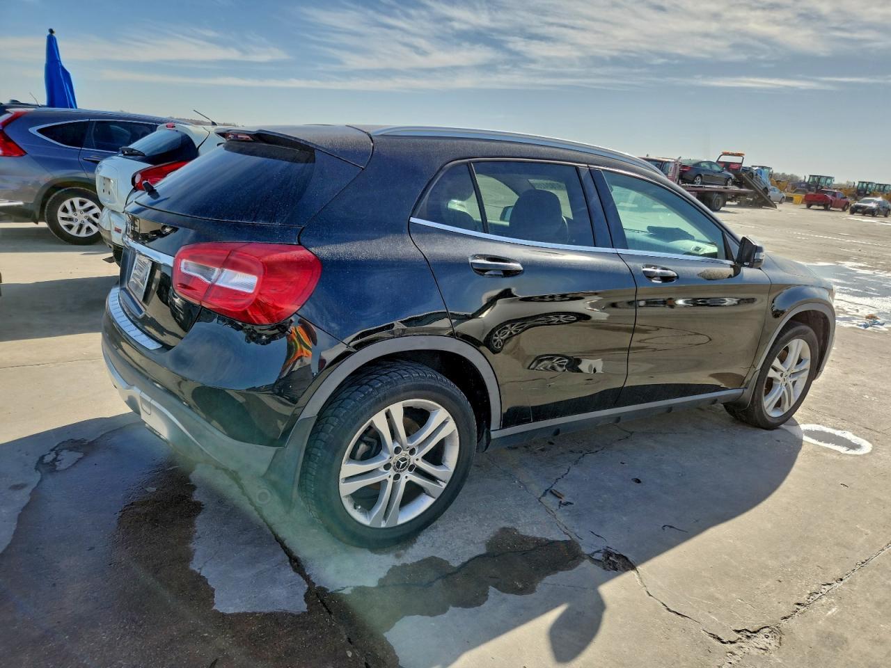 2018 MERCEDES-BENZ GLA-Class