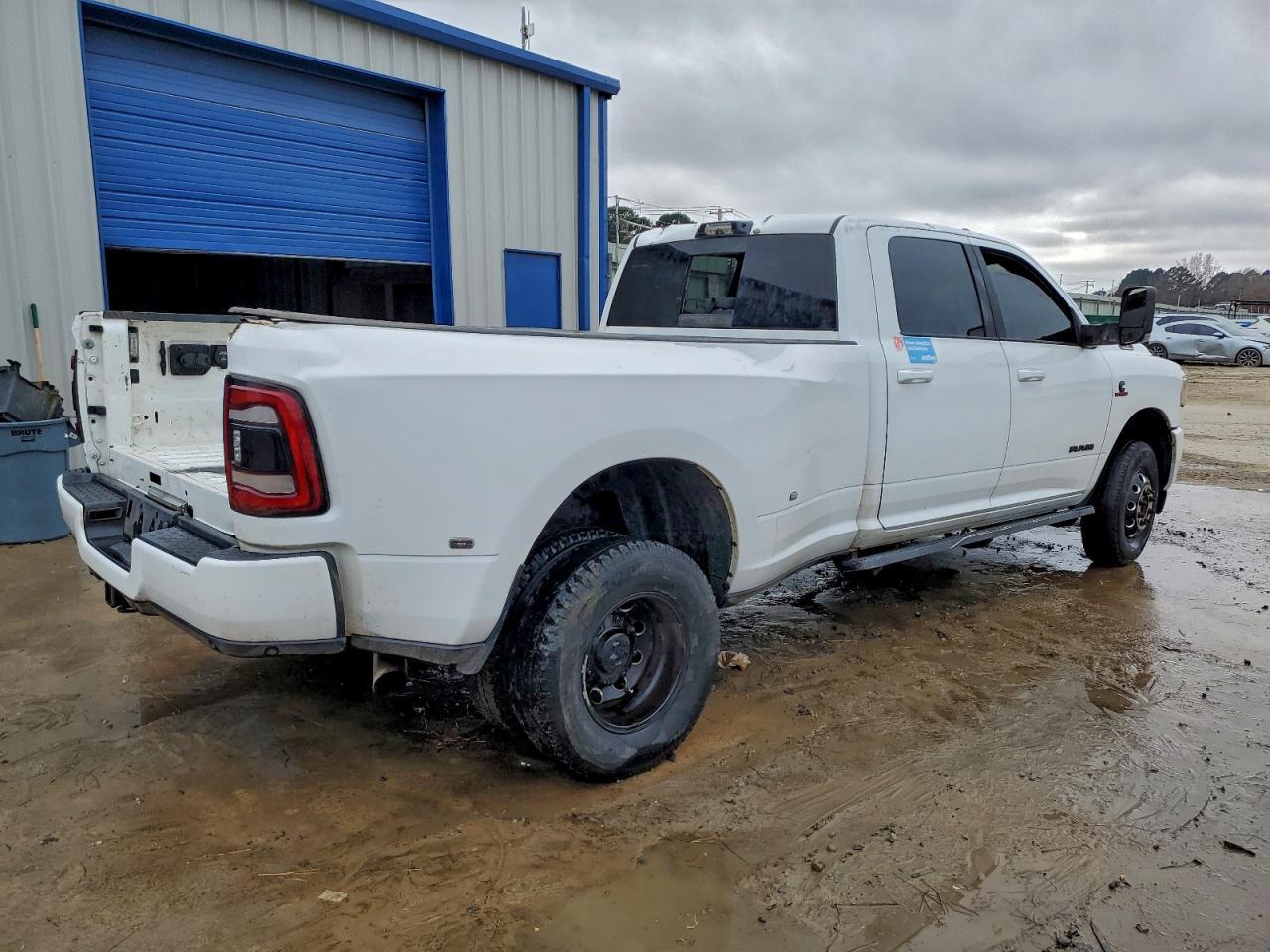 2022 RAM 3500