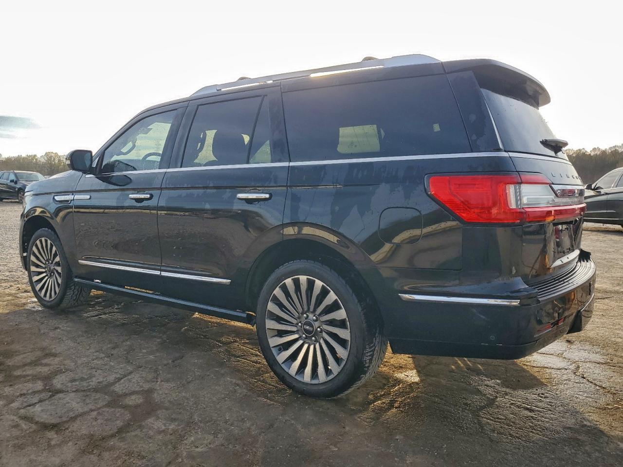 2018 LINCOLN Navigator
