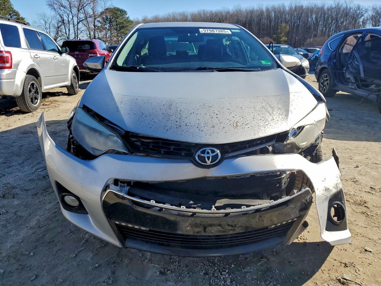 2015 TOYOTA COROLLA