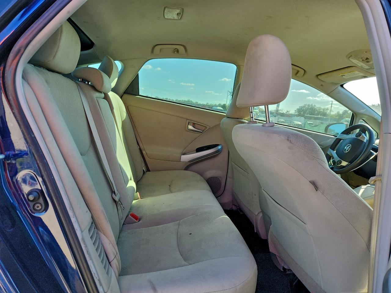 2015 TOYOTA PRIUS