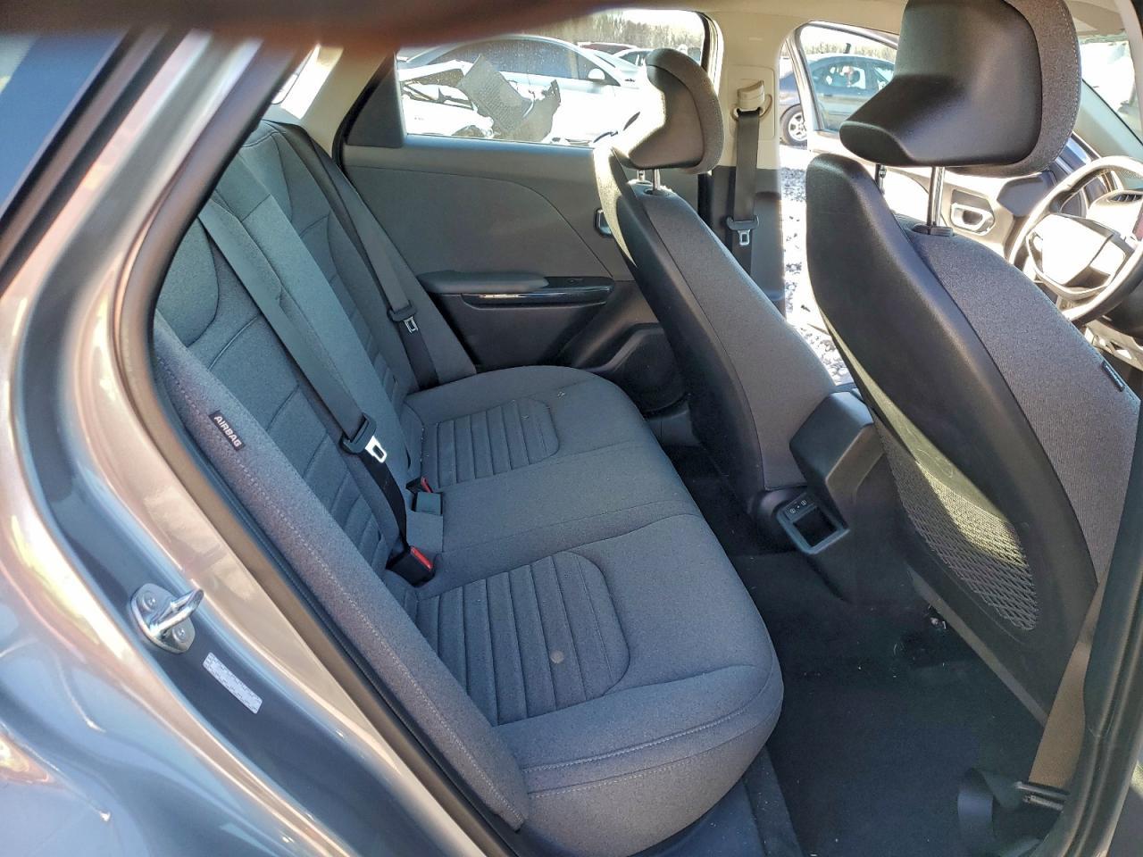 2025 KIA K4