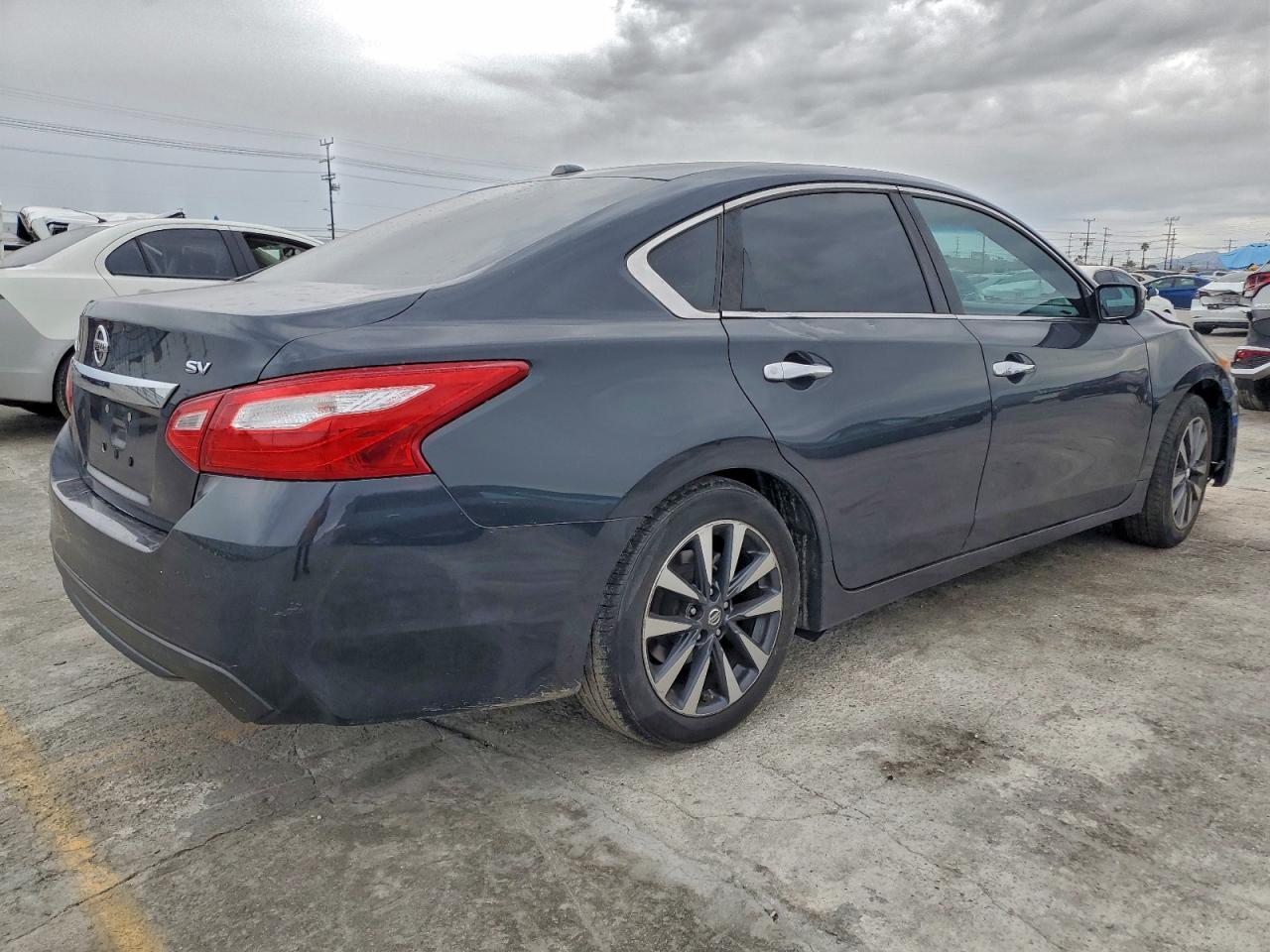 2017 NISSAN ALTIMA