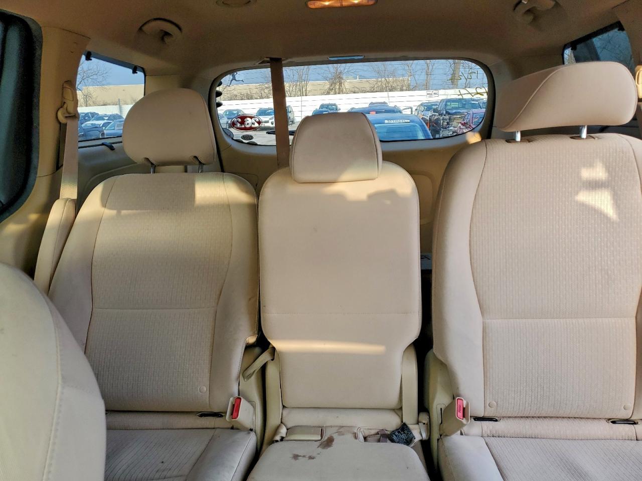 2016 KIA SEDONA