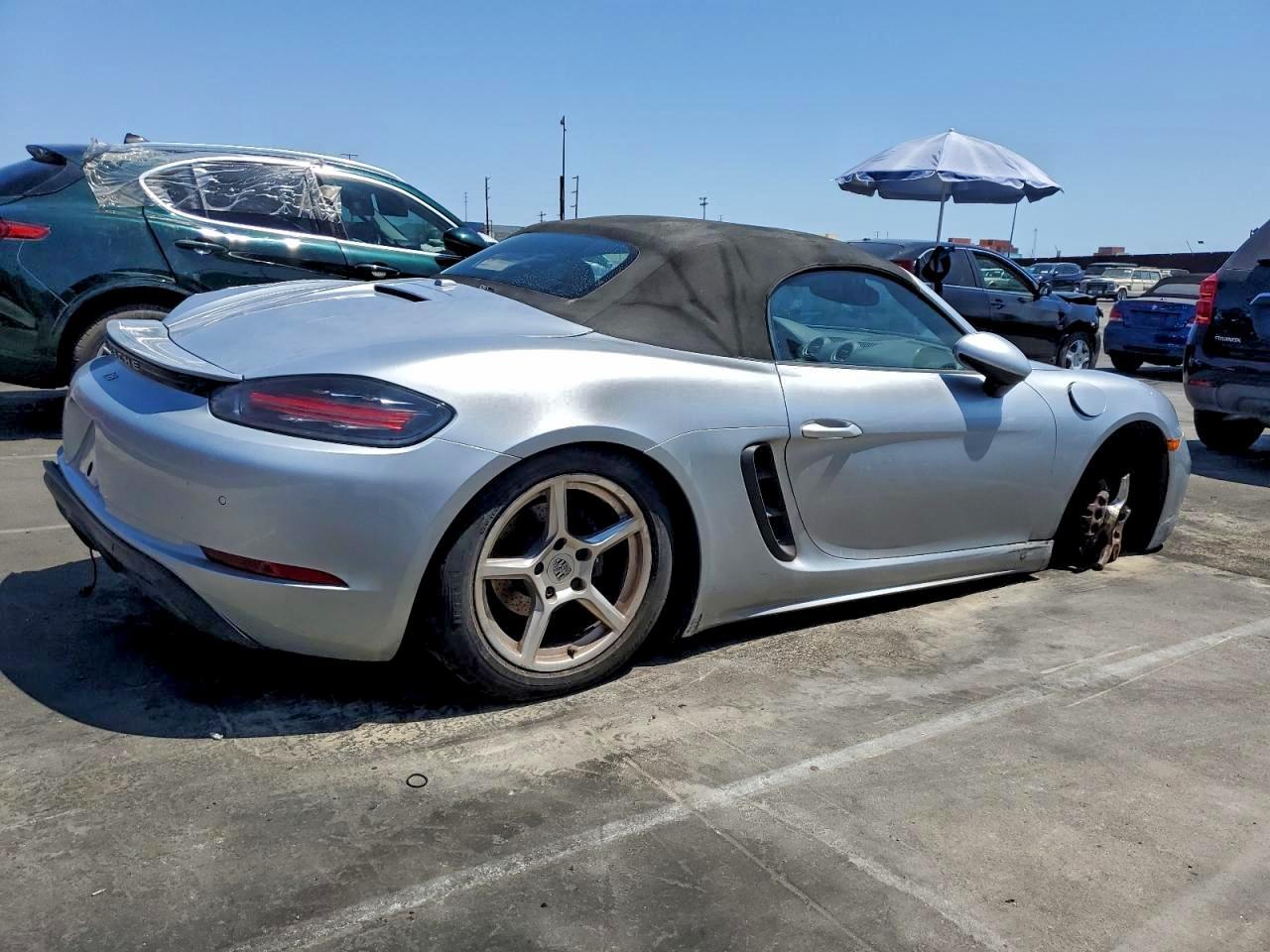 2017 PORSCHE Boxster