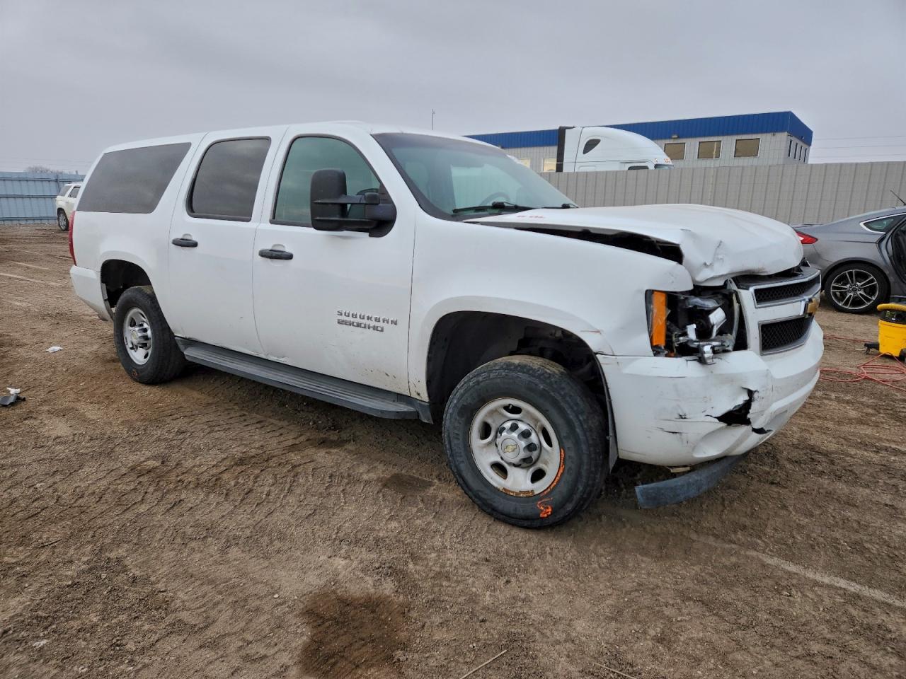 2013 CHEVROLET Suburban