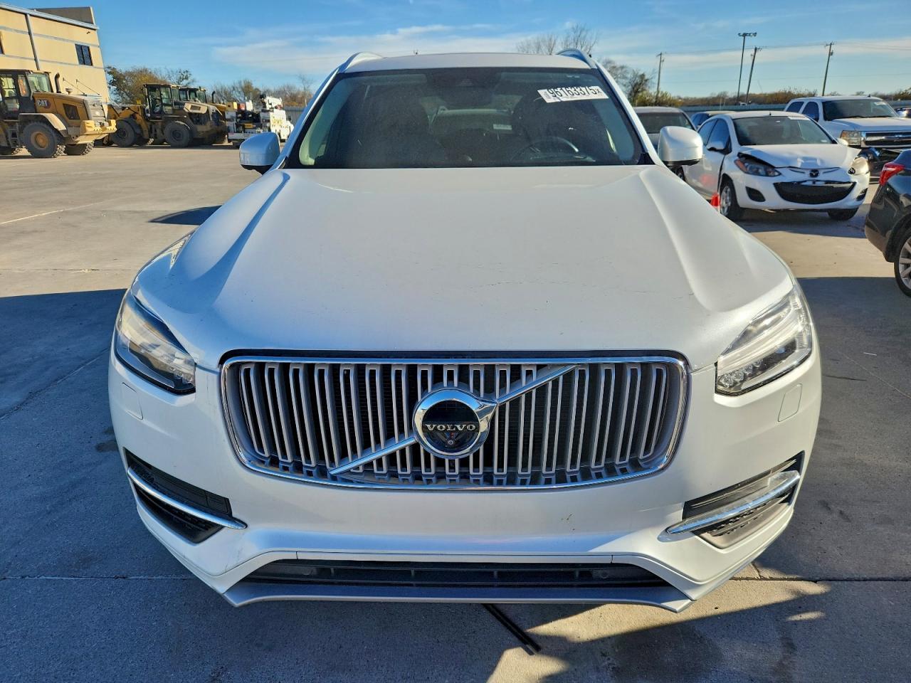 2016 VOLVO XC90