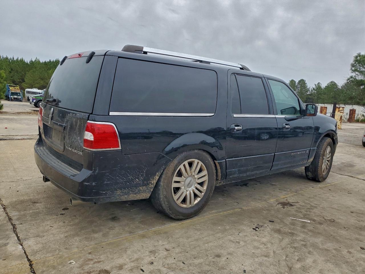 2012 LINCOLN Navigator