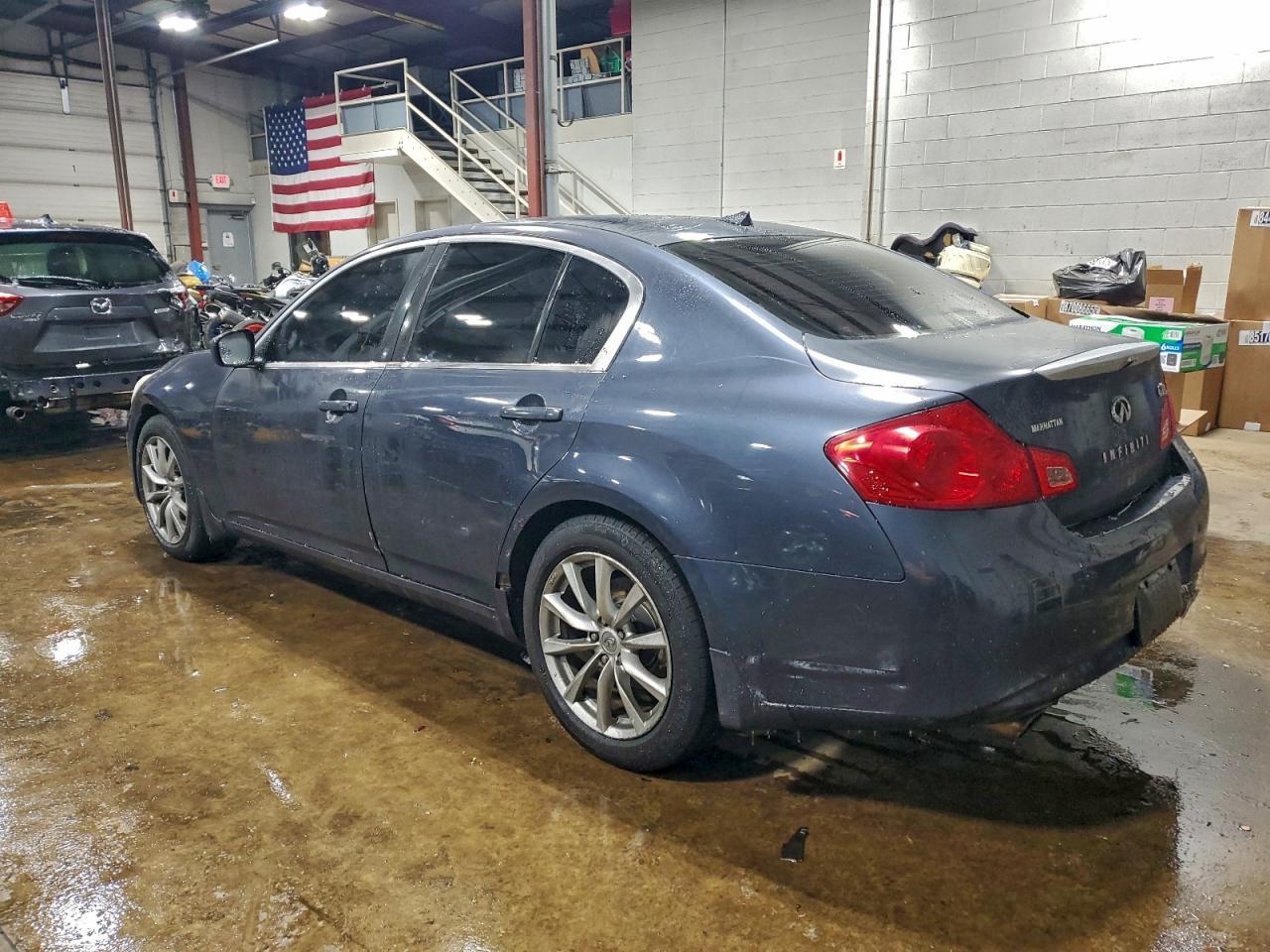 2010 INFINITI G37