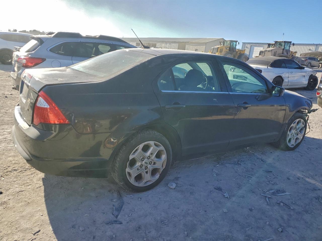 2011 FORD FUSION