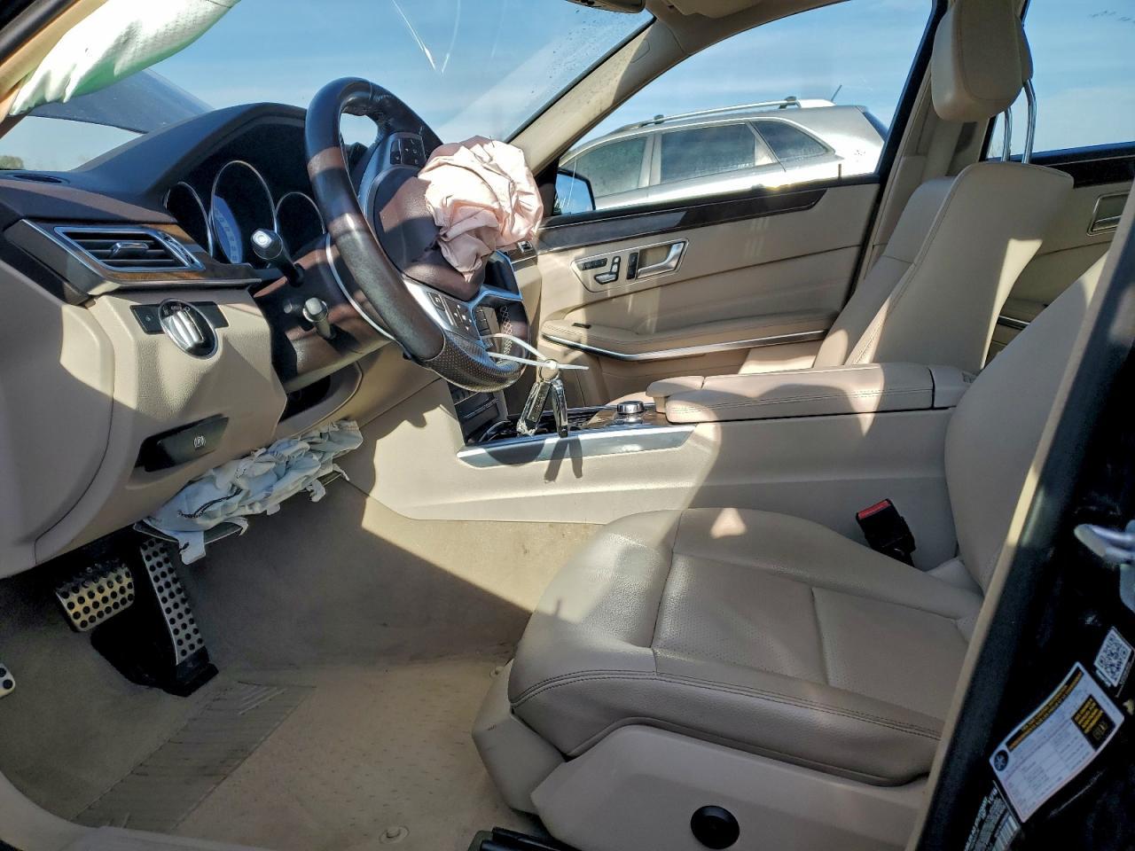 2016 MERCEDES-BENZ E-Class