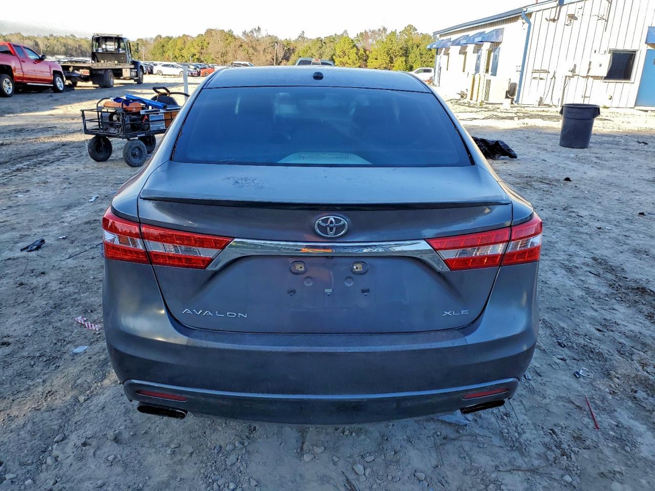 2014 TOYOTA Avalon