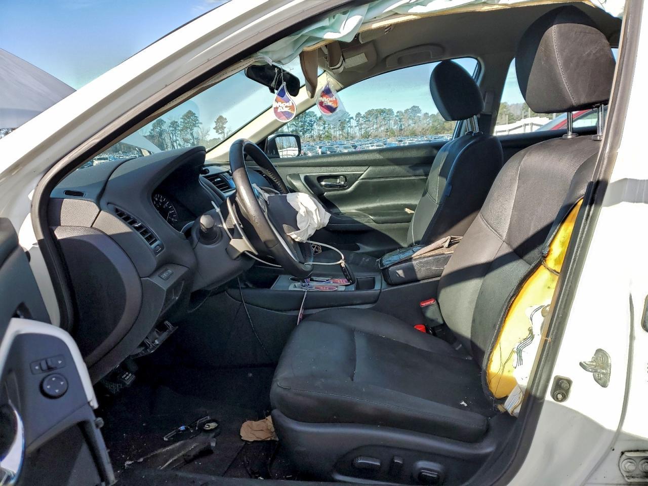 2016 NISSAN ALTIMA