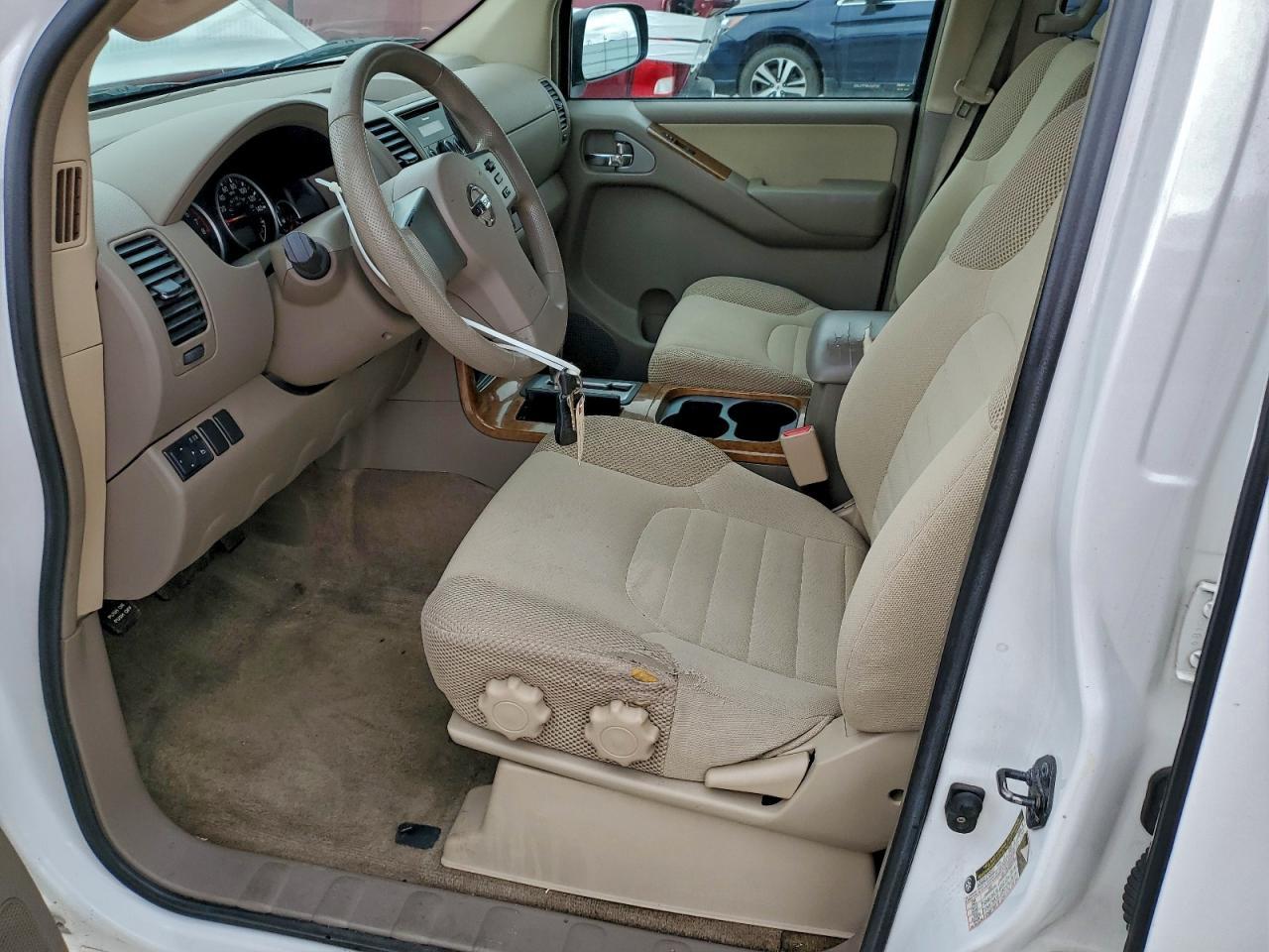 2011 NISSAN PATHFINDER