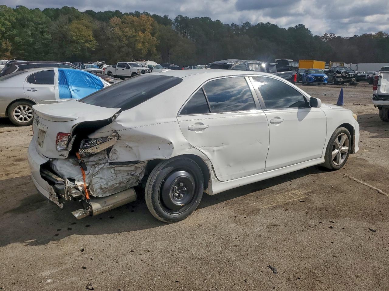 2010 TOYOTA CAMRY