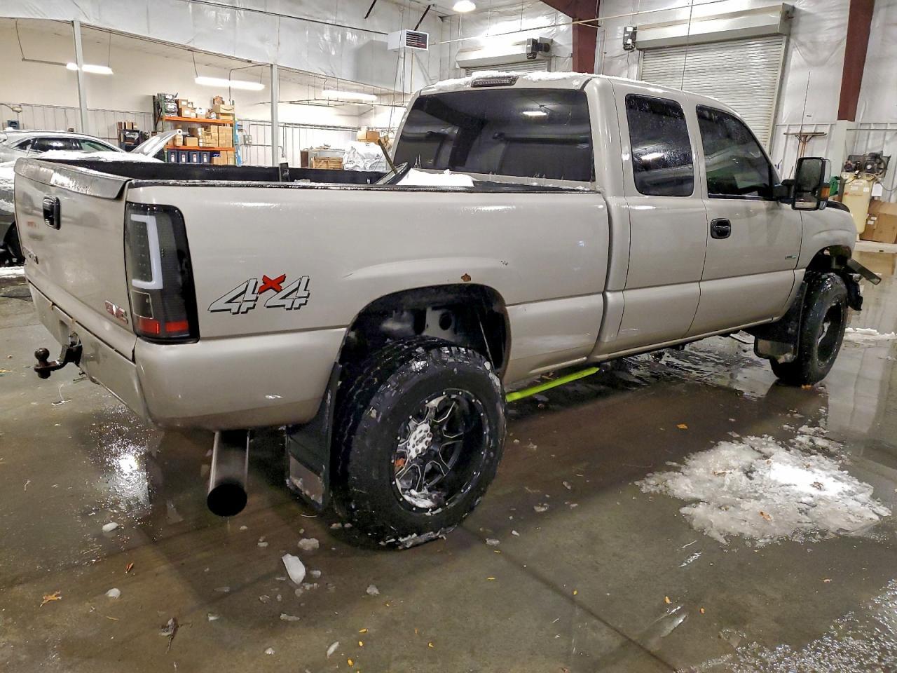2004 GMC Sierra