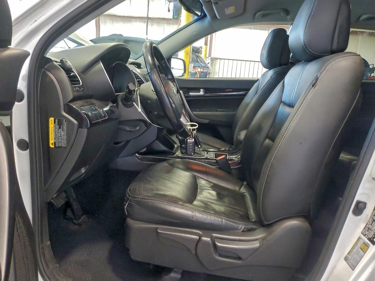 2015 KIA SORENTO
