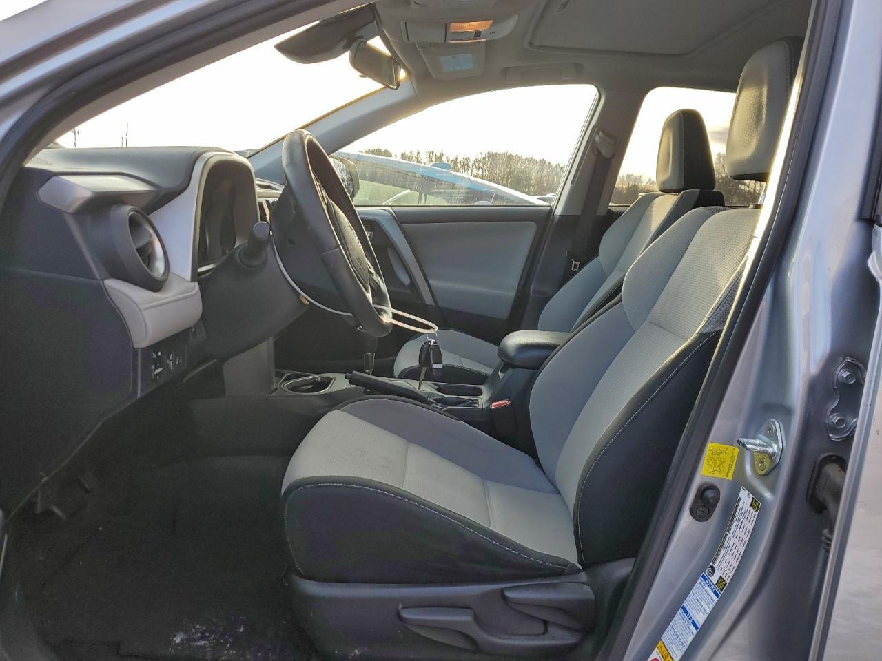 2017 TOYOTA RAV4