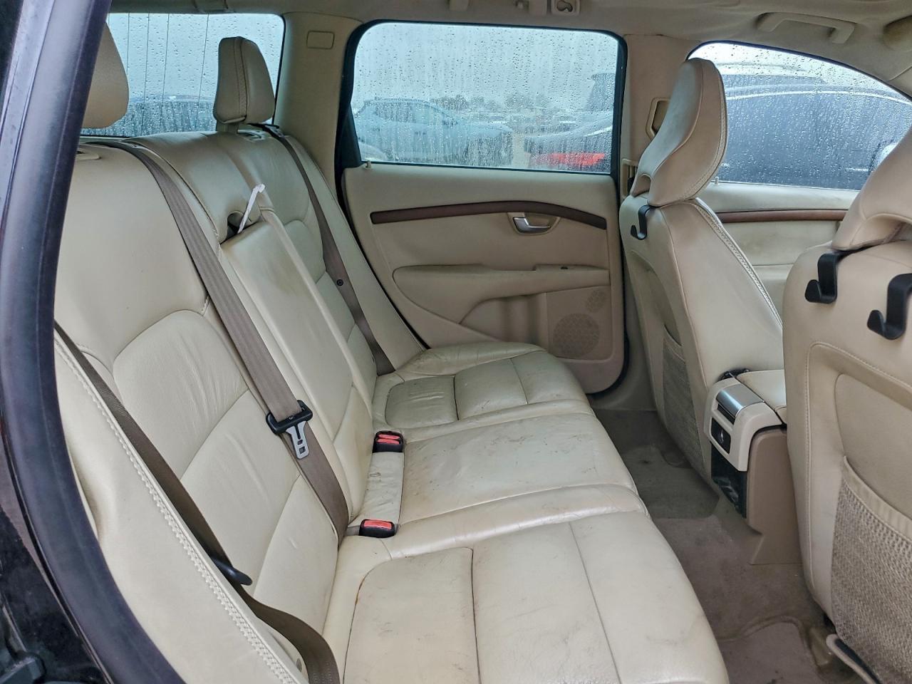 2011 VOLVO XC70