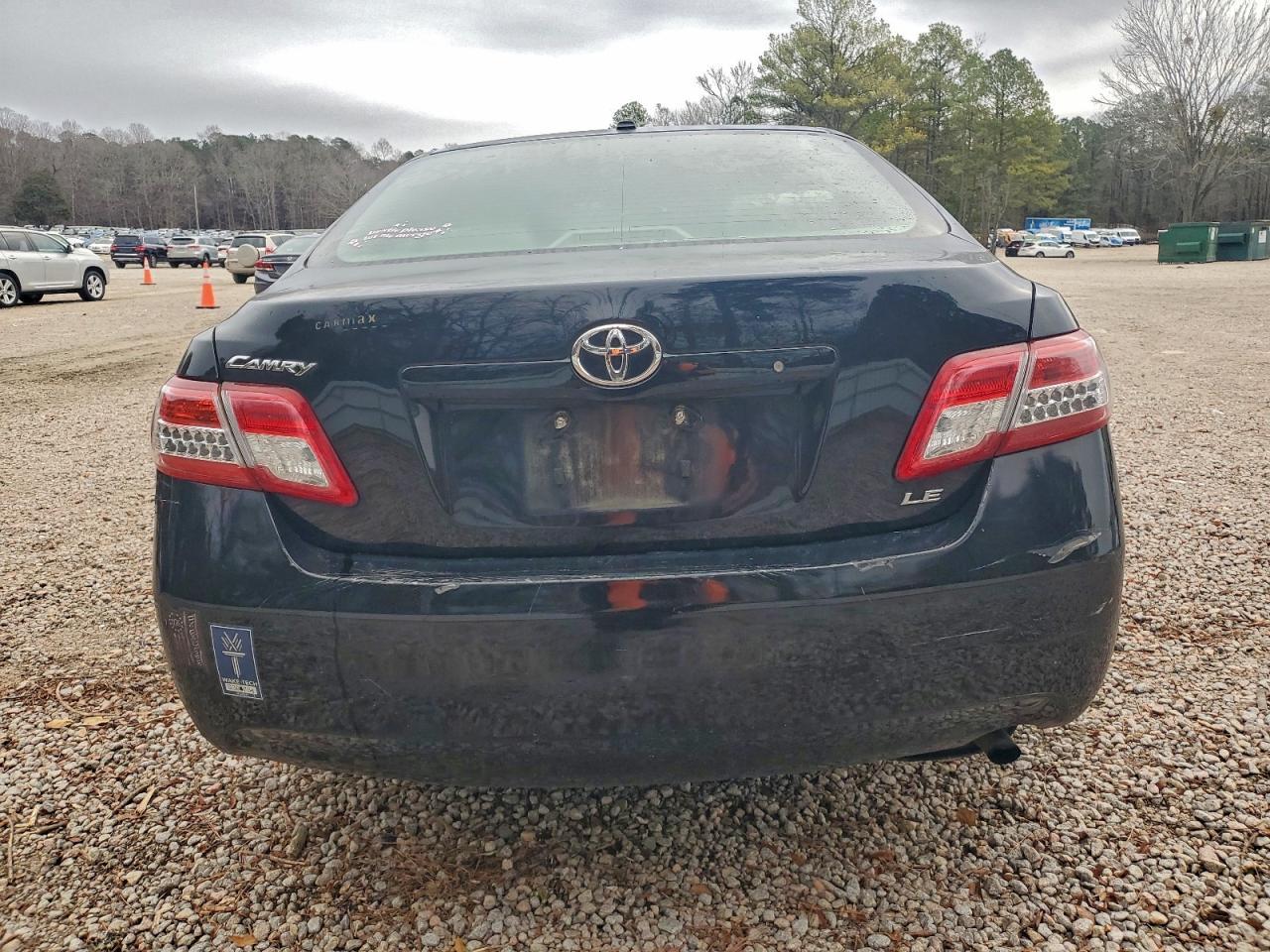 2011 TOYOTA CAMRY