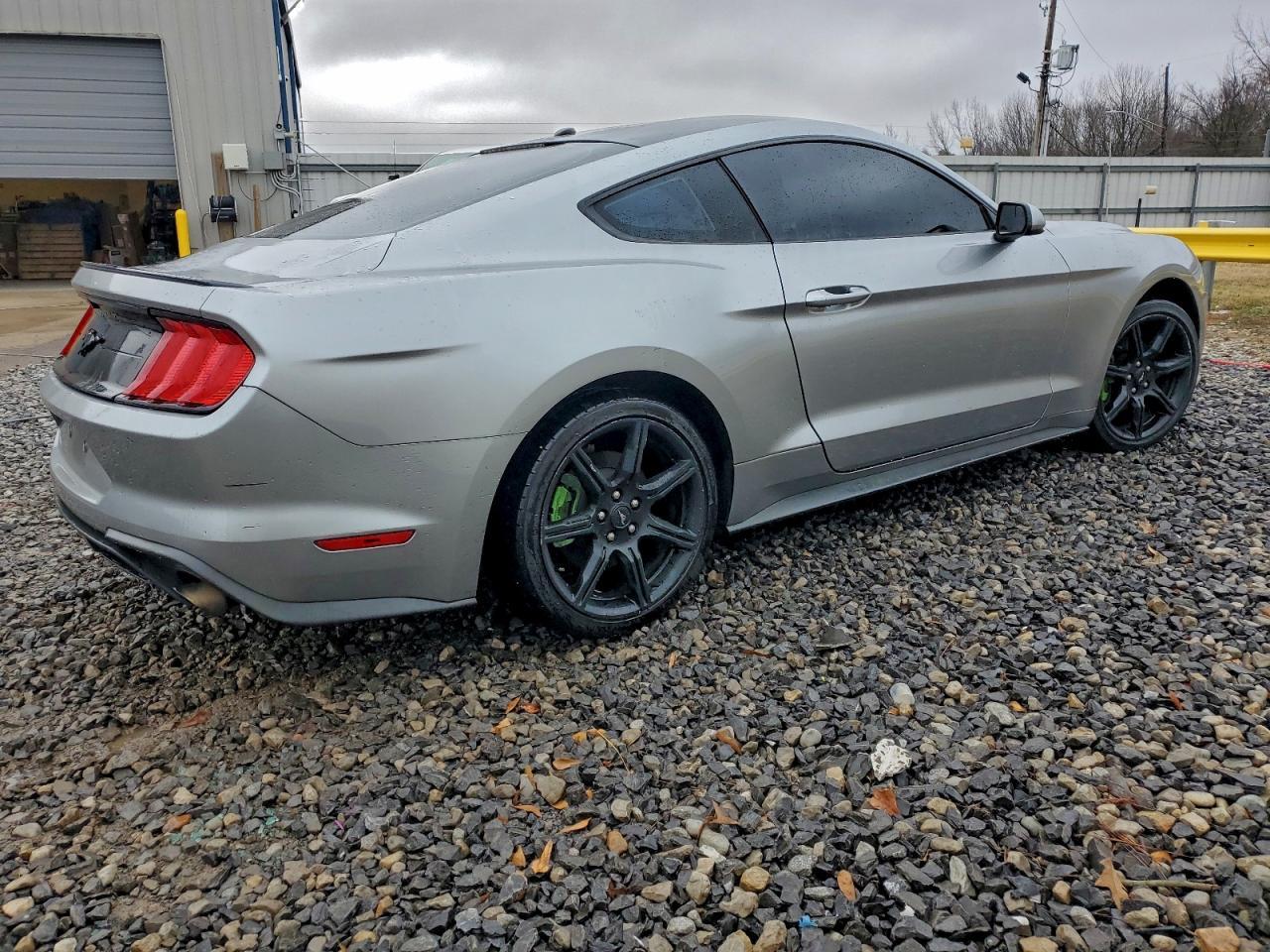 2020 FORD MUSTANG