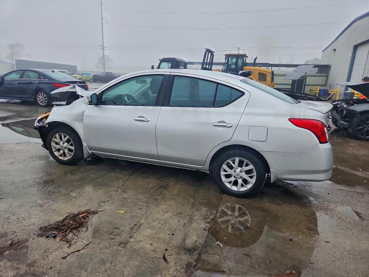 2019 NISSAN VERSA