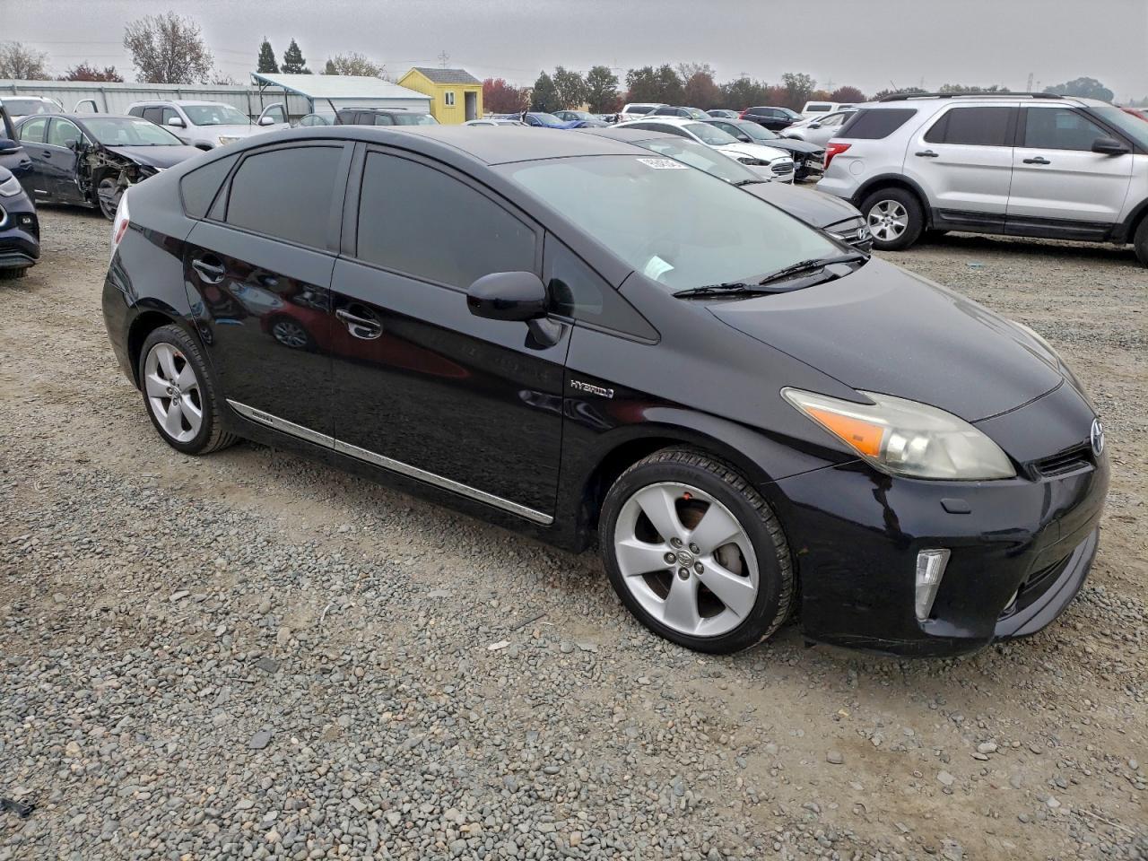 2013 TOYOTA PRIUS