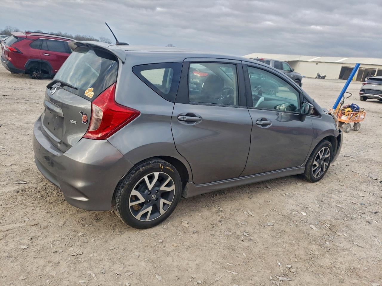 2017 NISSAN Versa Note