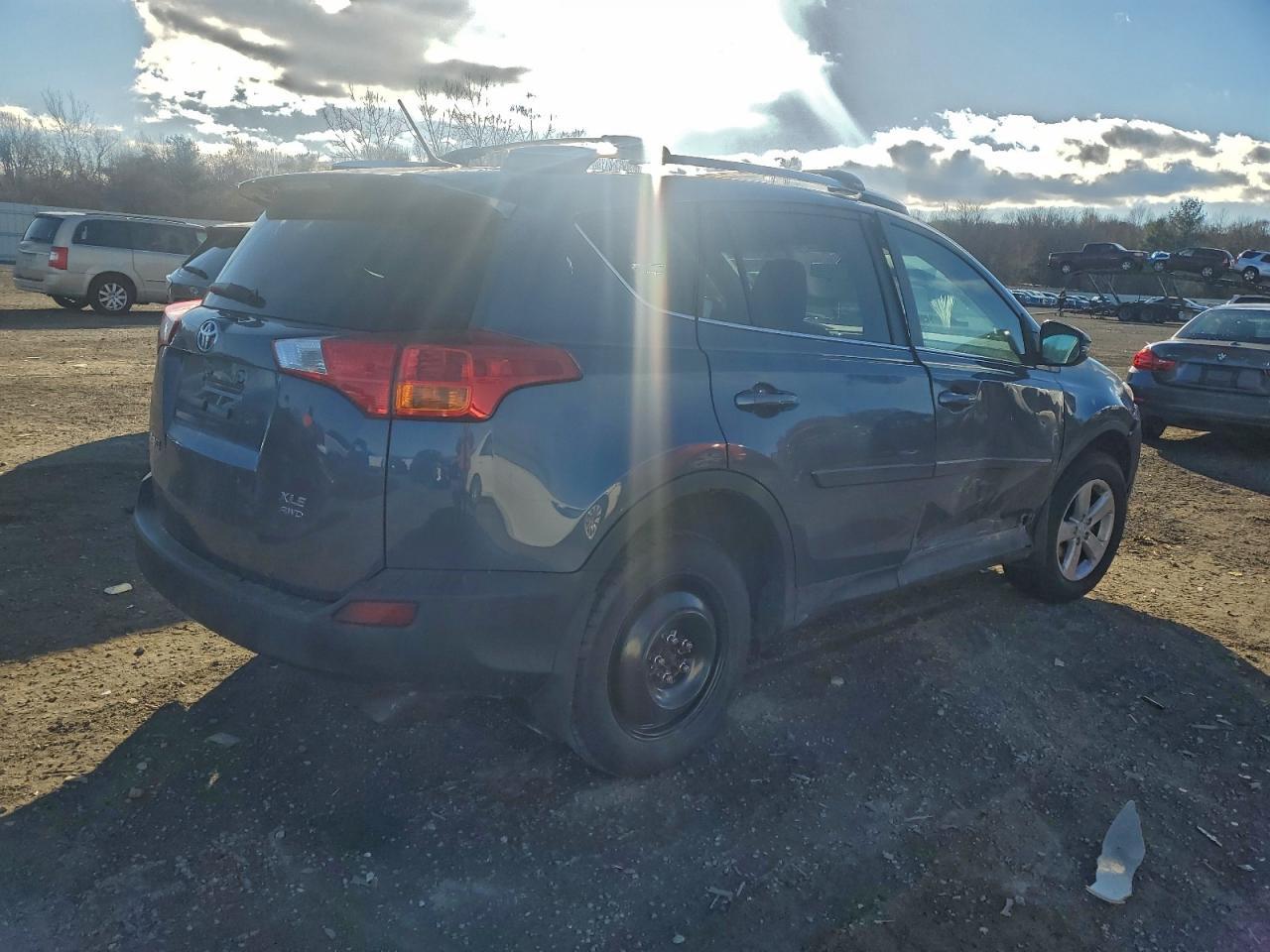 2014 TOYOTA RAV4