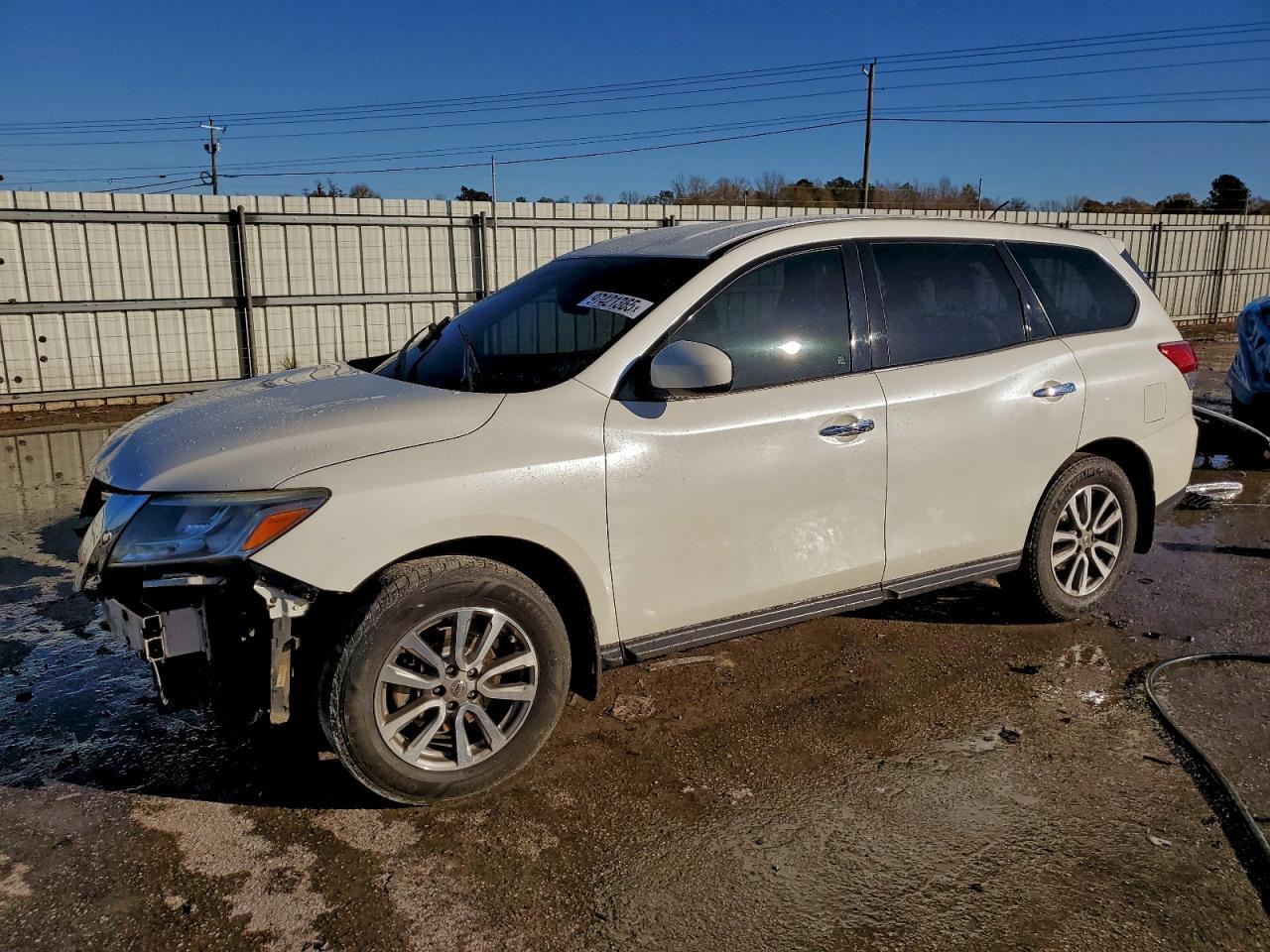 2015 NISSAN PATHFINDER